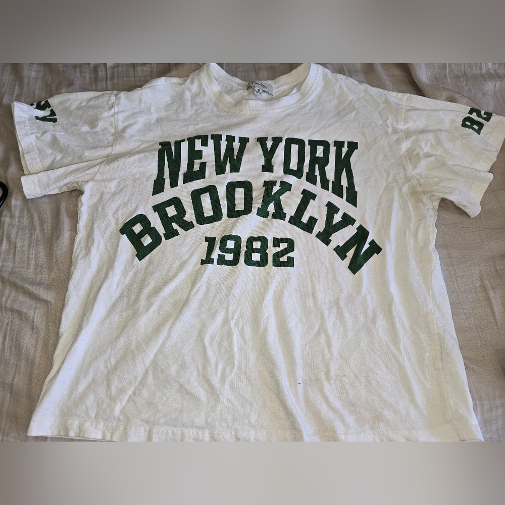 Vintage White New York Crop top